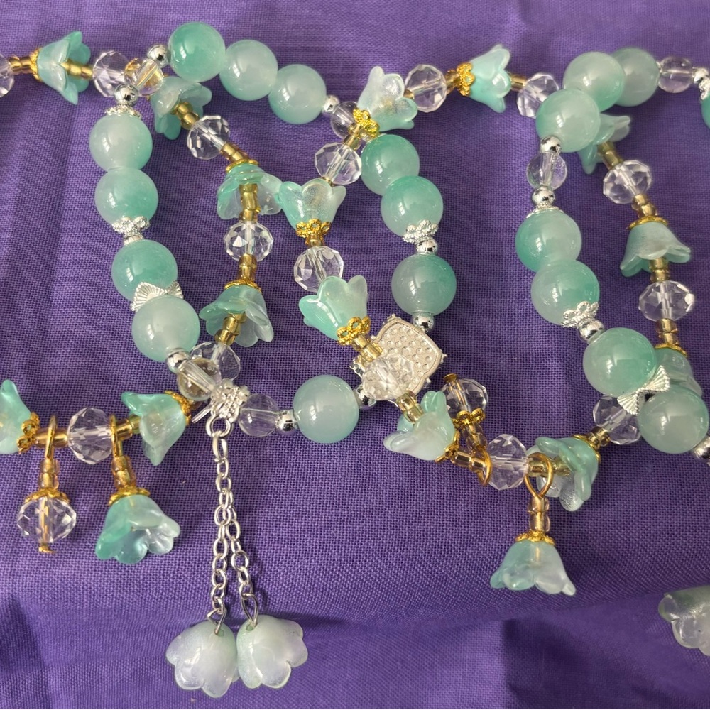 Mothers Day Charming Aqua Glass Bead Bracelets w/Tulip Accents & Charms 4 Pc Set